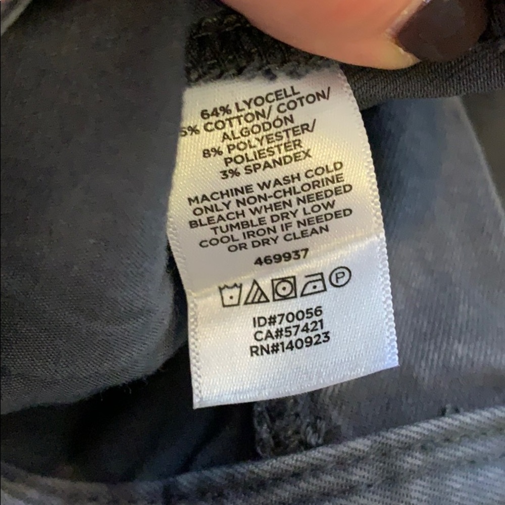 LOFT Faded Gray Jeans - Picture 7 of 7